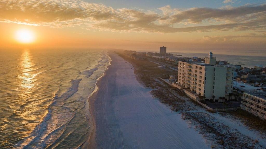 Ocean Front Penthouse Suite Panoramic Views Of Gulf,Pensacola Beach,Pier, & Bay 外观 照片